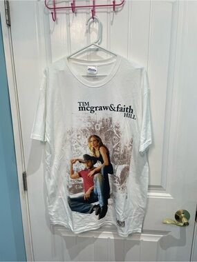 Tim McGraw and Faith Hill Soul to Soul Tour 2009 graphic tee